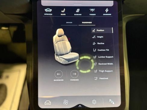 Used 2025 Lucid Air Touring AWD/4WD image 39