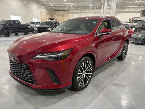 Used 2024 Lexus RX 350 w/ Technology Package image 3