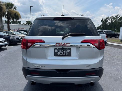 Used 2017 GMC Acadia SLT FWD image 7