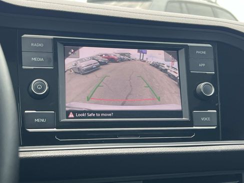 Certified 2024 Volkswagen Jetta SE FWD image 14