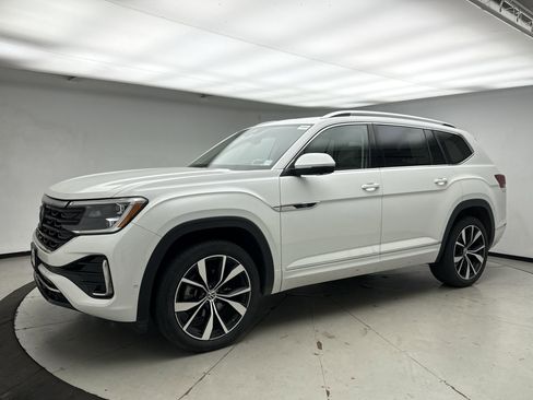 Used 2024 Volkswagen Atlas SEL Premium R-Line AWD/4WD image 1