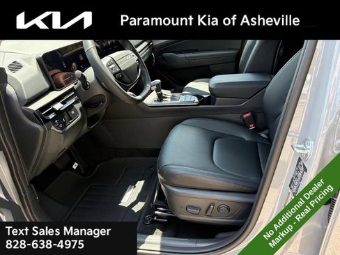New 2026 Kia Sportage EX AWD/4WD image 17