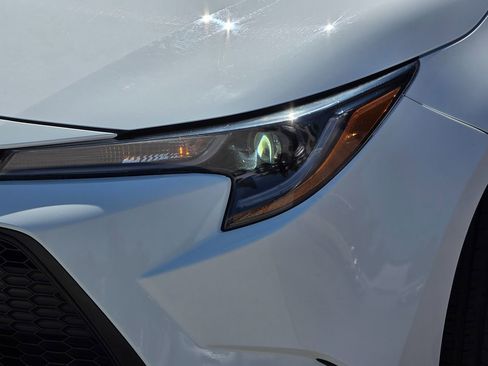 Used 2022 Toyota Corolla LE image 8