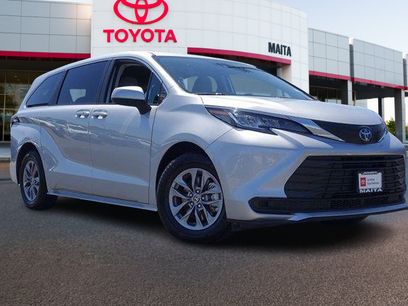 Certified 2023 Toyota Sienna LE