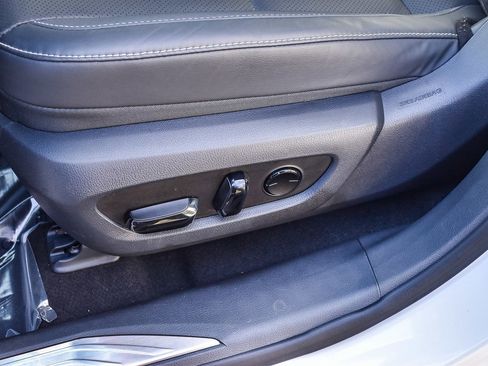 Used 2025 Lexus RX 350h w/ Convenience Package image 21