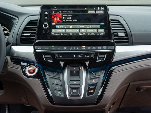 New 2026 Honda Odyssey Touring image 20