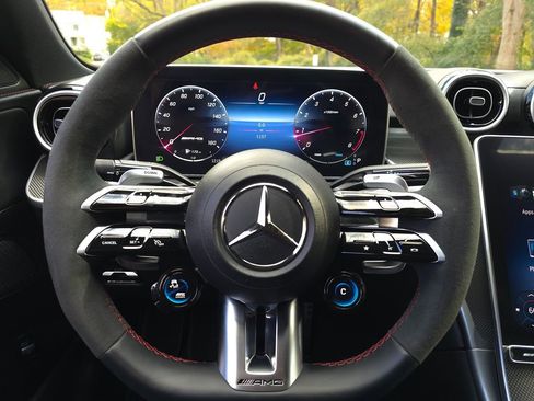 Used 2023 Mercedes-Benz C 43 AMG 4MATIC Sedan image 30