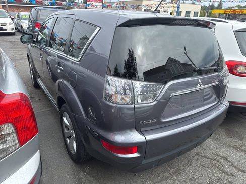 Used 2010 Mitsubishi Outlander GT image 5