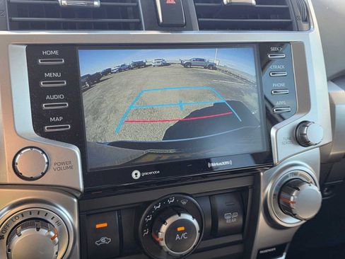 Used 2024 Toyota 4Runner SR5 AWD/4WD image 27