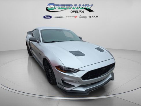 Used 2018 Ford Mustang GT image 19