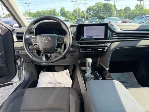 Used 2025 Toyota Camry LE w/ Convenience Package AWD/4WD image 16