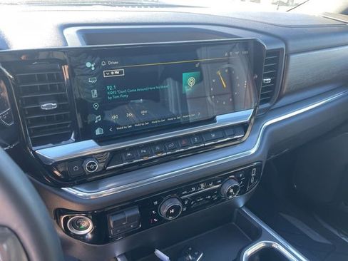 Used 2023 Chevrolet Silverado 1500 High Country w/ High Country Premium Package image 27