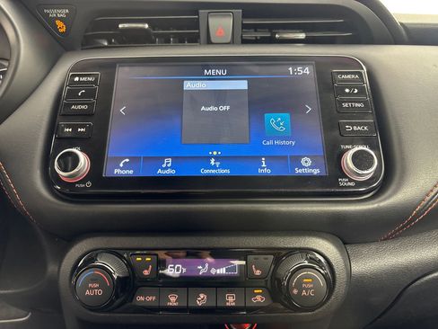 Used 2023 Nissan Kicks SR w/ SR Premium Package image 26