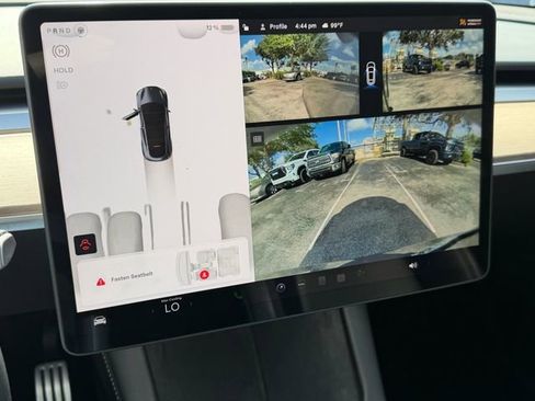 Used 2023 Tesla Model Y Performance AWD/4WD image 17
