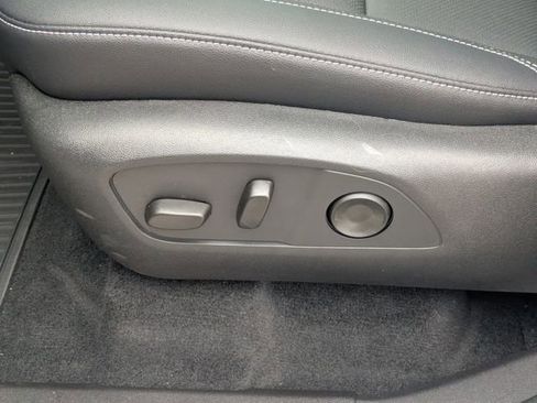 New 2026 Chevrolet Traverse LT w/ Sun and Wheel Package image 12