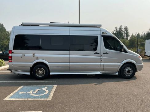 Used 2013 Mercedes-Benz Sprinter 3500 image 6