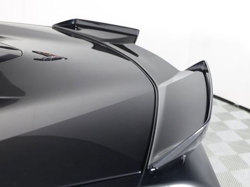 Used 2023 Chevrolet Corvette Z06 RWD image 25