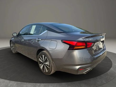 Used 2021 Nissan Altima 2.5 SL FWD image 7