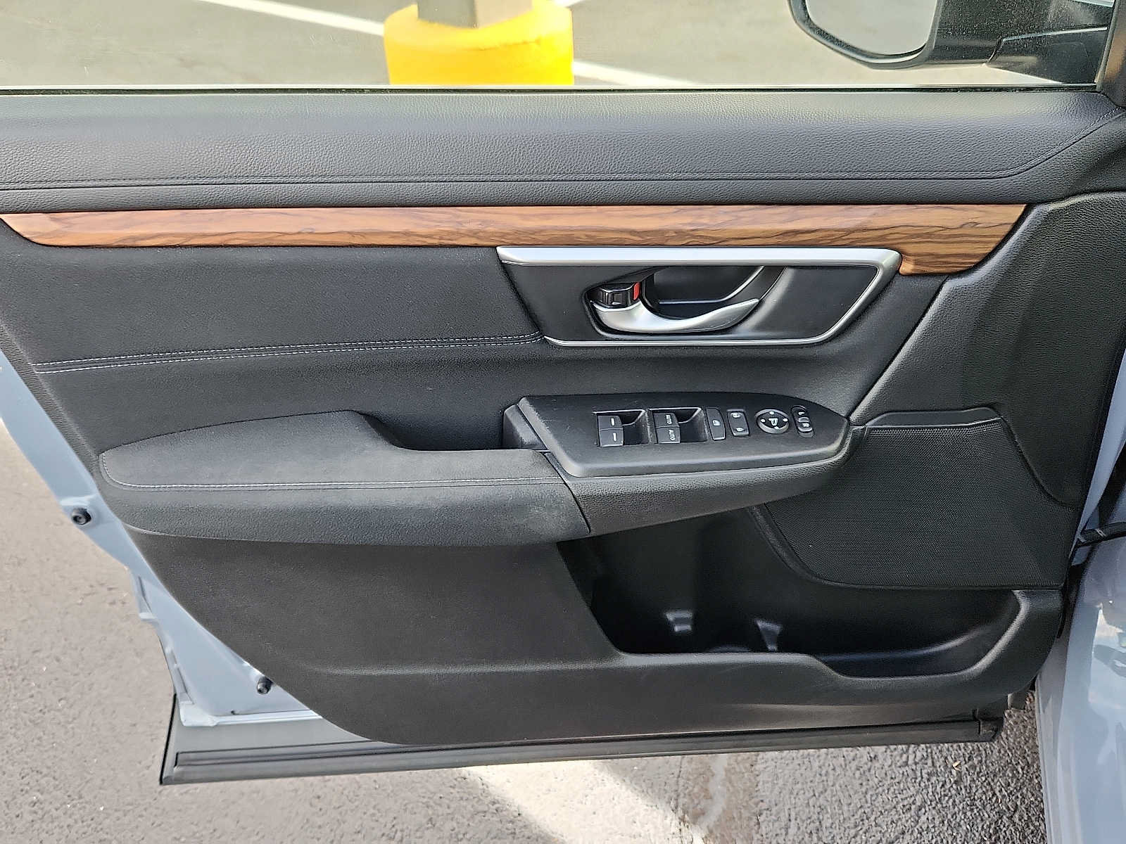 Used 2021 Honda CR-V EX image 12