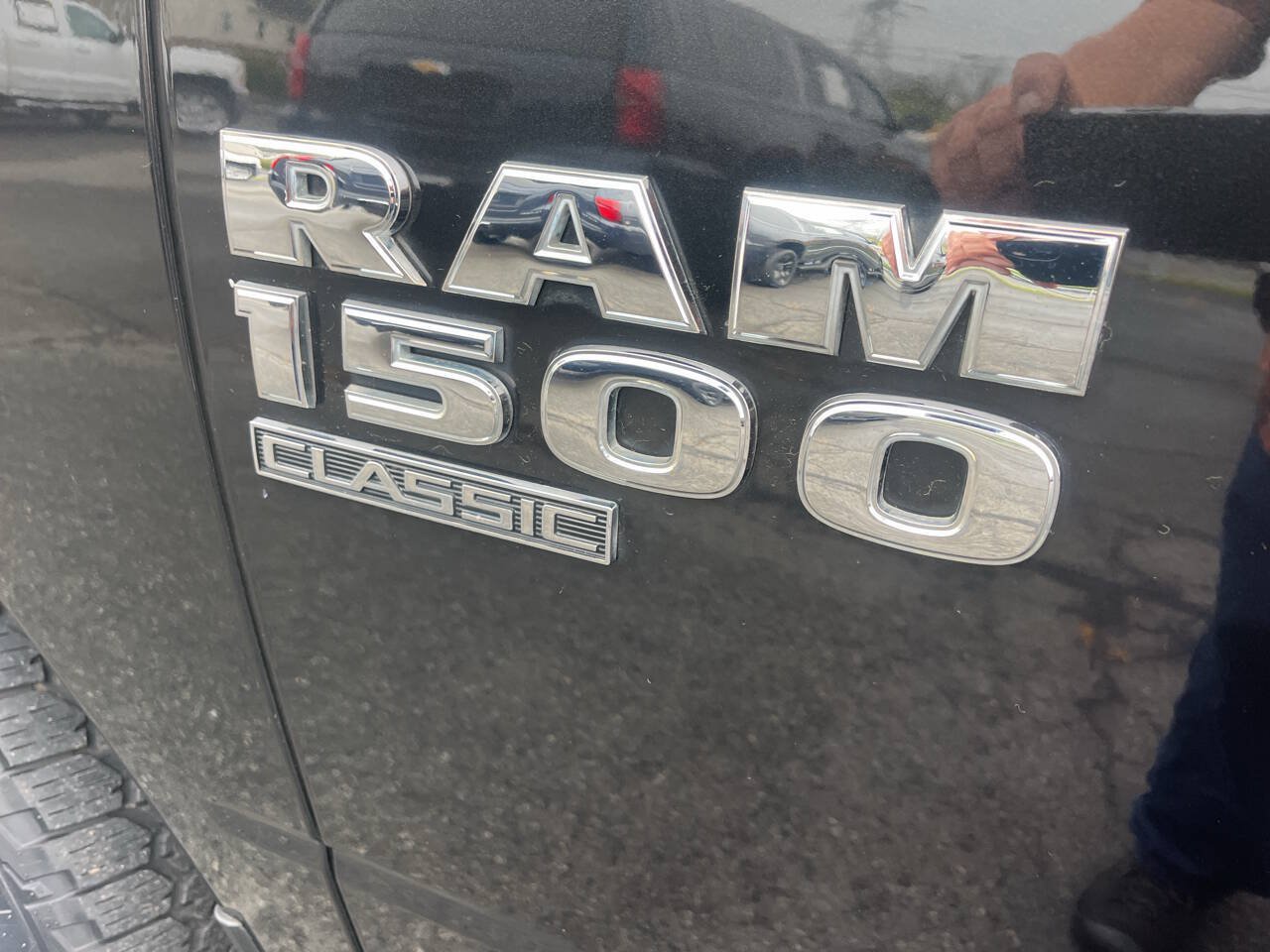 Used 2019 RAM 1500 Express w/ Express Value Package AWD/4WD image 15