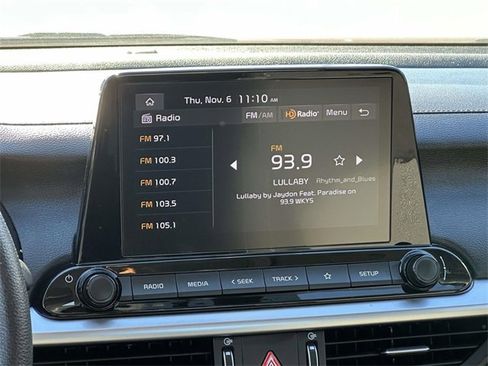 Certified 2023 Kia Forte LXS image 3