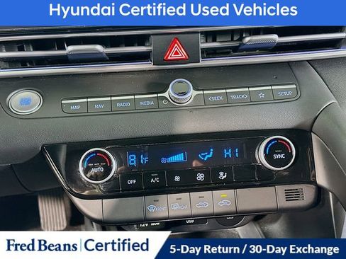 Certified 2024 Hyundai Elantra SEL image 24