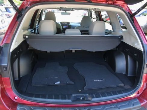 Used 2022 Subaru Forester Premium AWD/4WD image 35