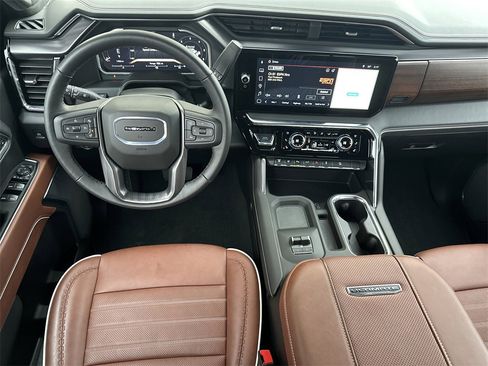 Certified 2026 GMC Sierra 2500 Denali Ultimate image 16