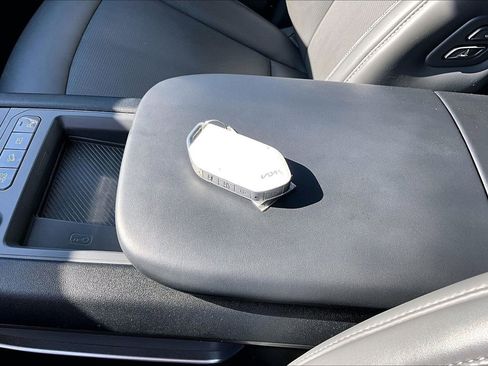 Used 2024 Kia EV9 Light Long Range image 36