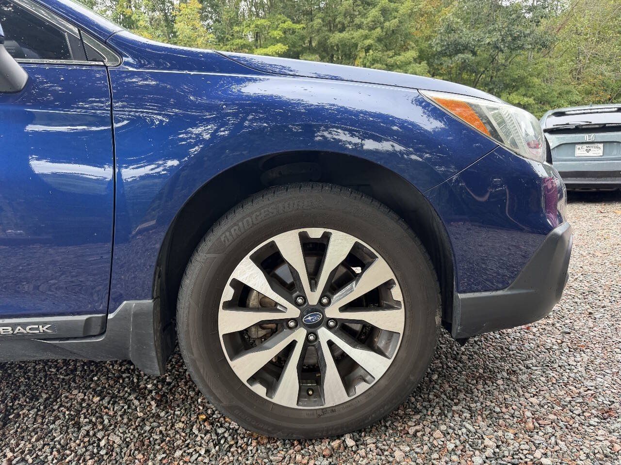 Used 2015 Subaru Outback 2.5i Limited AWD/4WD image 12