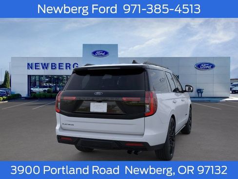 New 2026 Ford Expedition Platinum w/ Stealth Performance Package AWD/4WD image 8