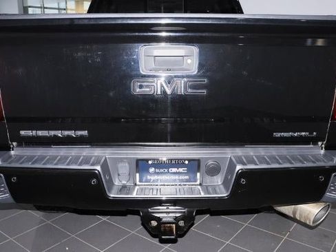 Used 2016 GMC Sierra 2500 Denali w/ Duramax Plus Package image 13