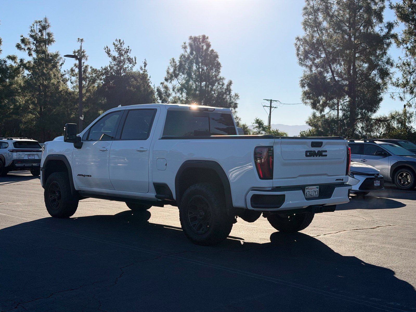 Used 2024 GMC Sierra 2500 AT4 w/ AT4 Premium Plus Package AWD/4WD image 4
