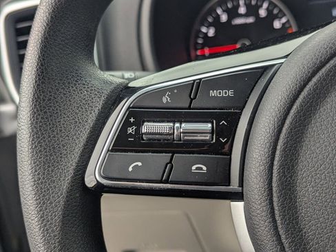 Used 2020 Kia Sportage LX image 19