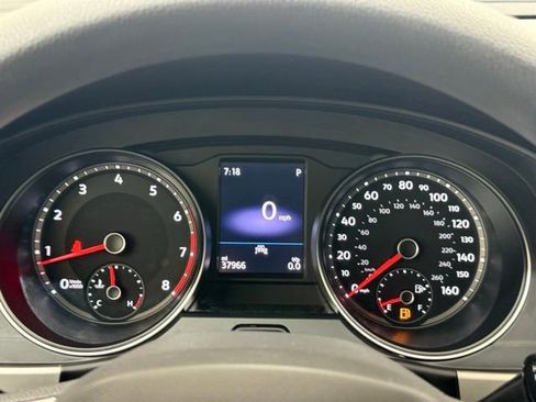 Used 2021 Volkswagen Atlas S image 31