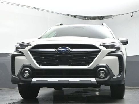 Certified 2025 Subaru Outback Touring XT w/ Popular Package #2 AWD/4WD image 37