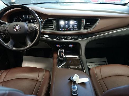 Used 2021 Buick Enclave Avenir w/ Avenir Technology Package AWD/4WD image 45