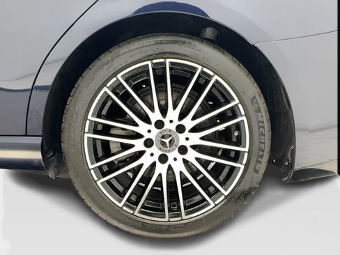 Used 2023 Mercedes-Benz C 300 Sedan w/ Pinnacle Trim Package image 10