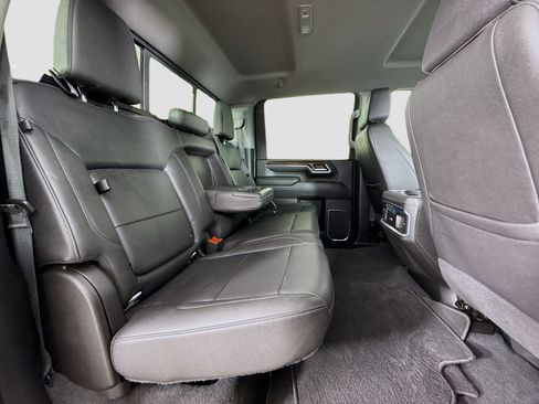 Used 2024 GMC Sierra 3500 SLT w/ SLT Premium Package RWD image 29