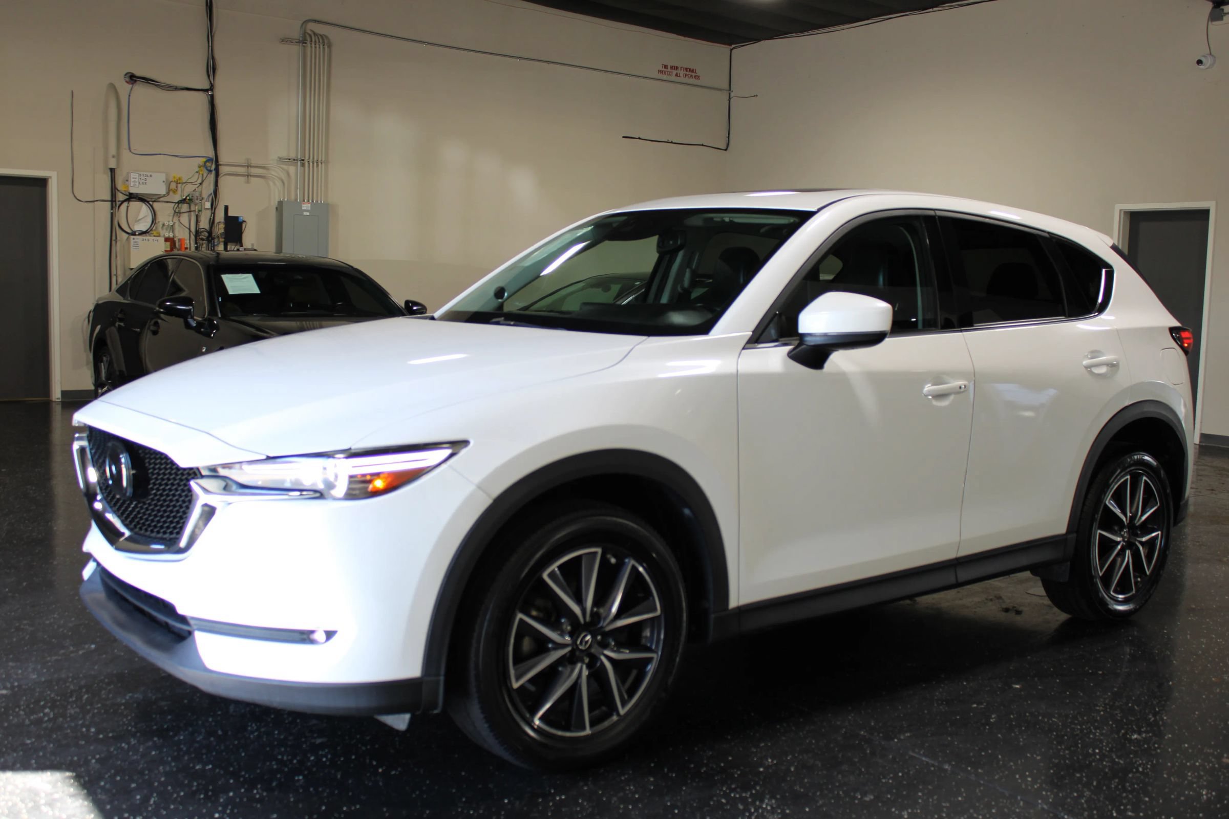 Used 2018 MAZDA CX-5 Grand Touring FWD image 6