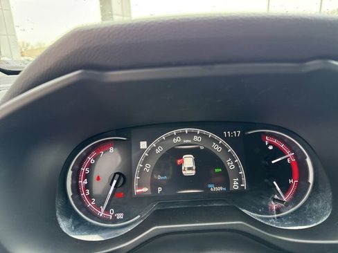 Used 2024 Toyota RAV4 Adventure image 13