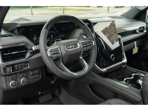 New 2026 GMC Yukon XL Elevation w/ Elevation Premium Package AWD/4WD image 11