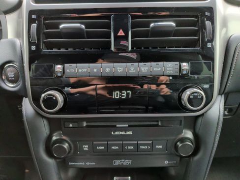 Used 2022 Lexus GX 460 Premium image 18