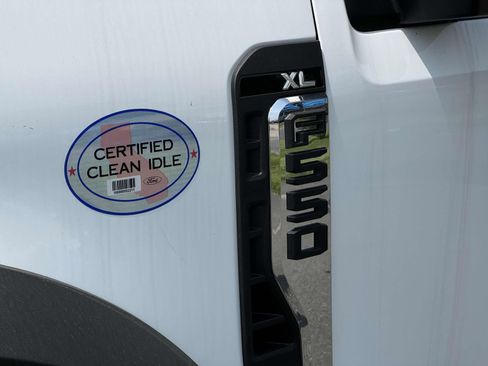 New 2025 Ford F550 4x4 Crew Cab Super Duty image 7