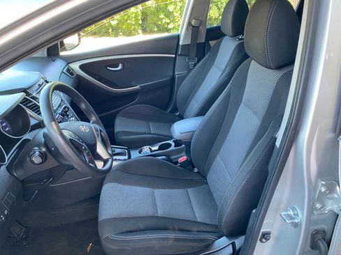 Used 2014 Hyundai Elantra GT FWD image 24