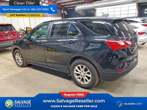 Used 2021 Chevrolet Equinox LS w/ LS Convenience Package image 3