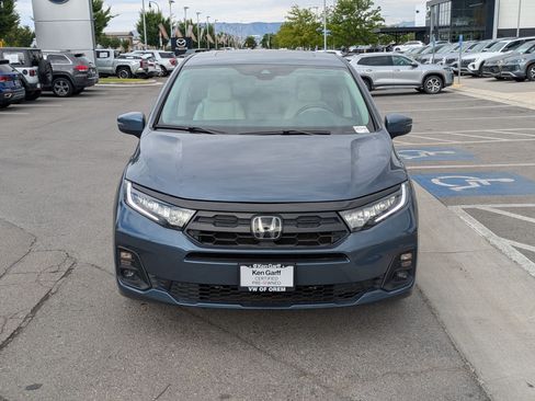 Used 2025 Honda Odyssey EX-L image 12