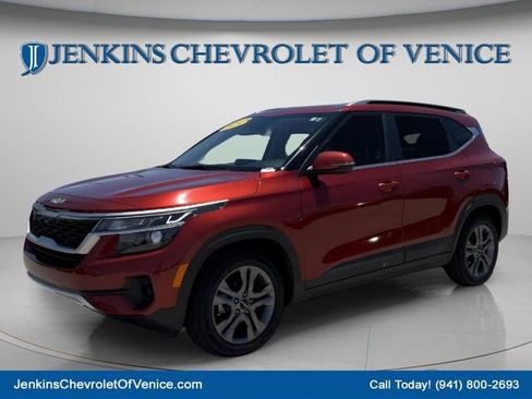 Used 2023 Kia Seltos S w/ Navigation Package FWD image 10