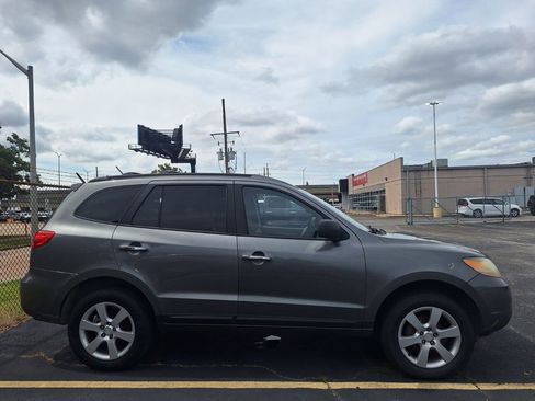 Used 2009 Hyundai Santa Fe Limited FWD image 5