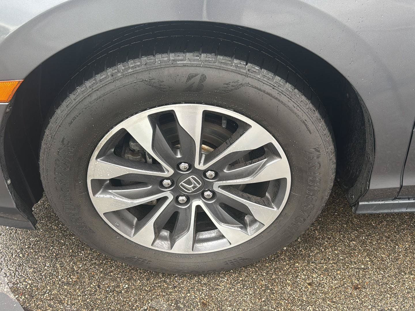 Used 2023 Honda Odyssey EX-L image 9